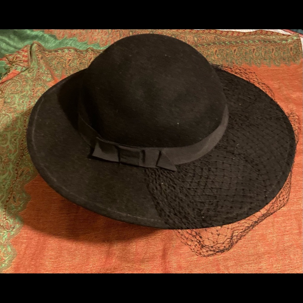 Arlin wool hat